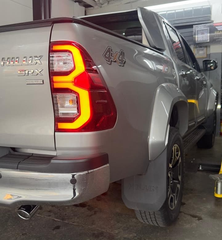 Toyota Hilux — Projeto esportivo completo
